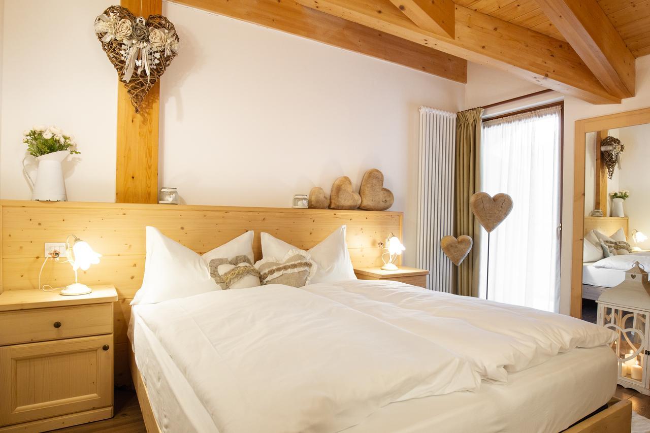 Giasenei Hotel Sagron Mis